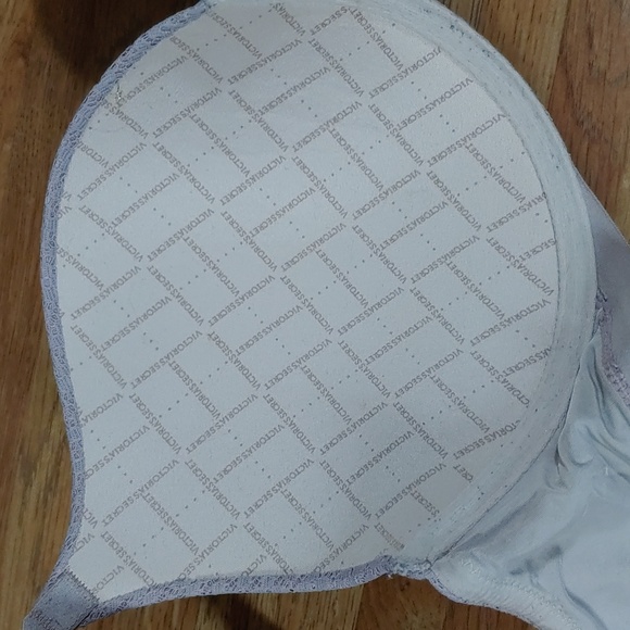 Victoria's Secret Multi Way Bra 36C - Picture 9 of 13